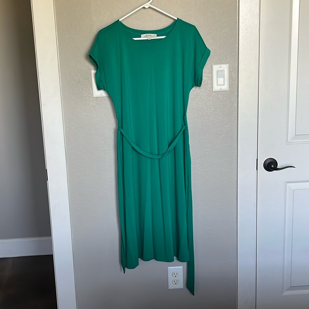 Loft cap sleeve straight midi dress in lovely green color